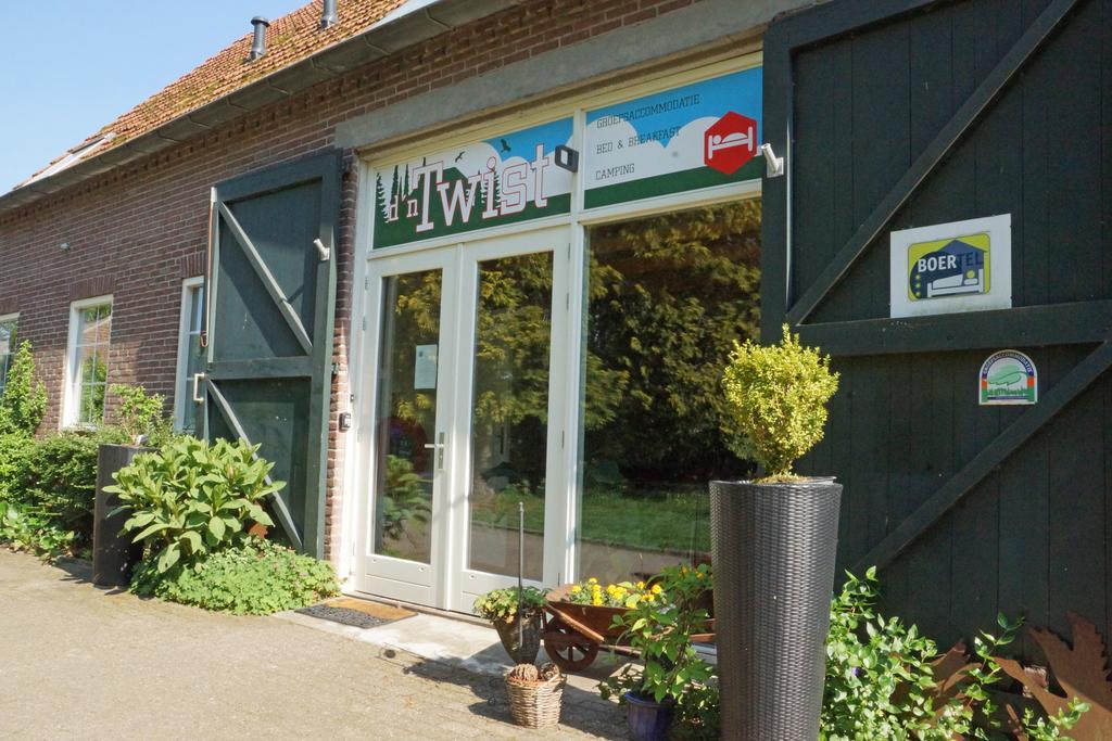 D'N Twist Bed and Breakfast Overloon Exterior foto